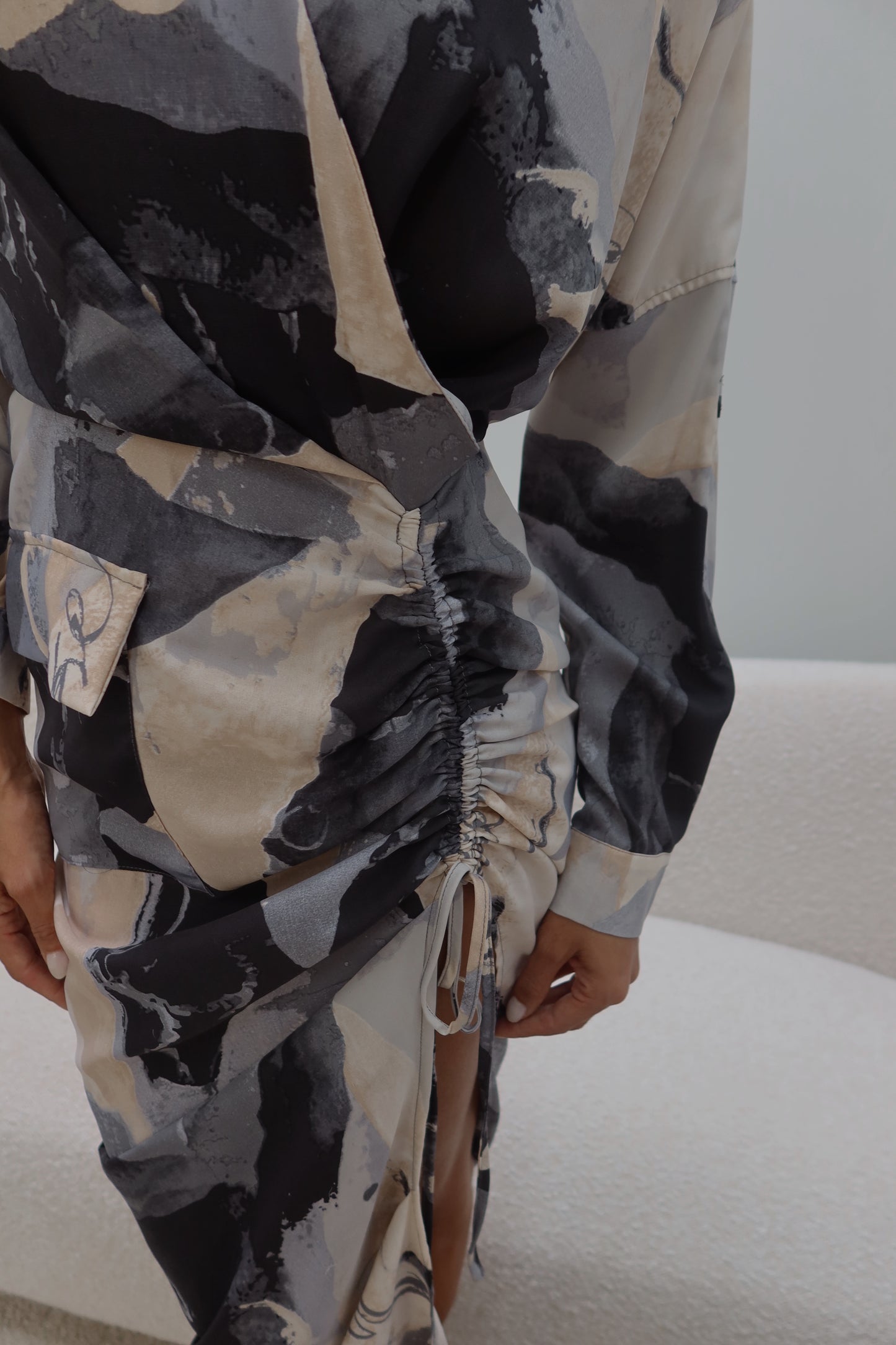 DRESS WITH ABSTRACT PRINT