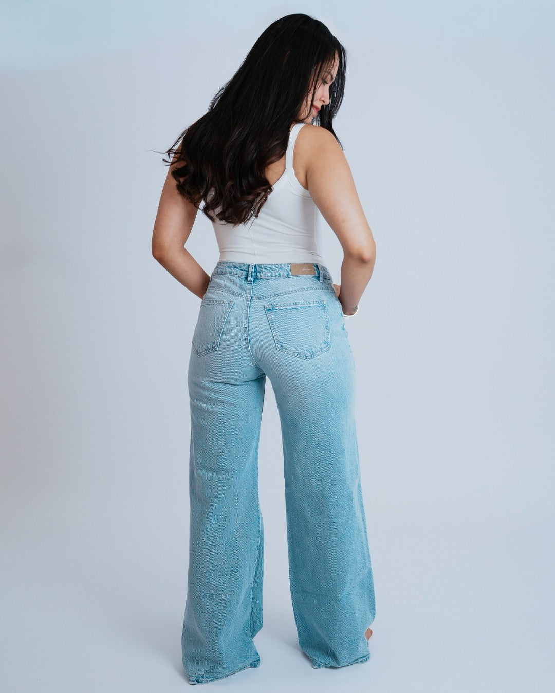 ANDINA STRAIGHT JEANS