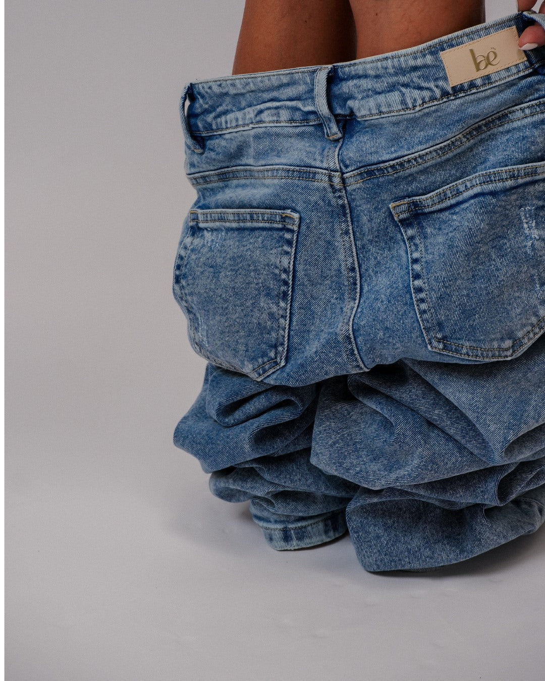 NORTH STAR STRAIGHT LEG JEANS