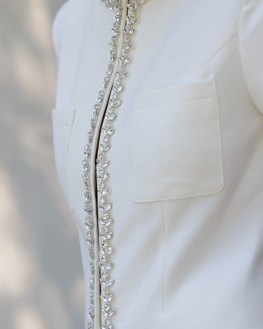 CRYSTAL EDGE TAILORED SHORT SET