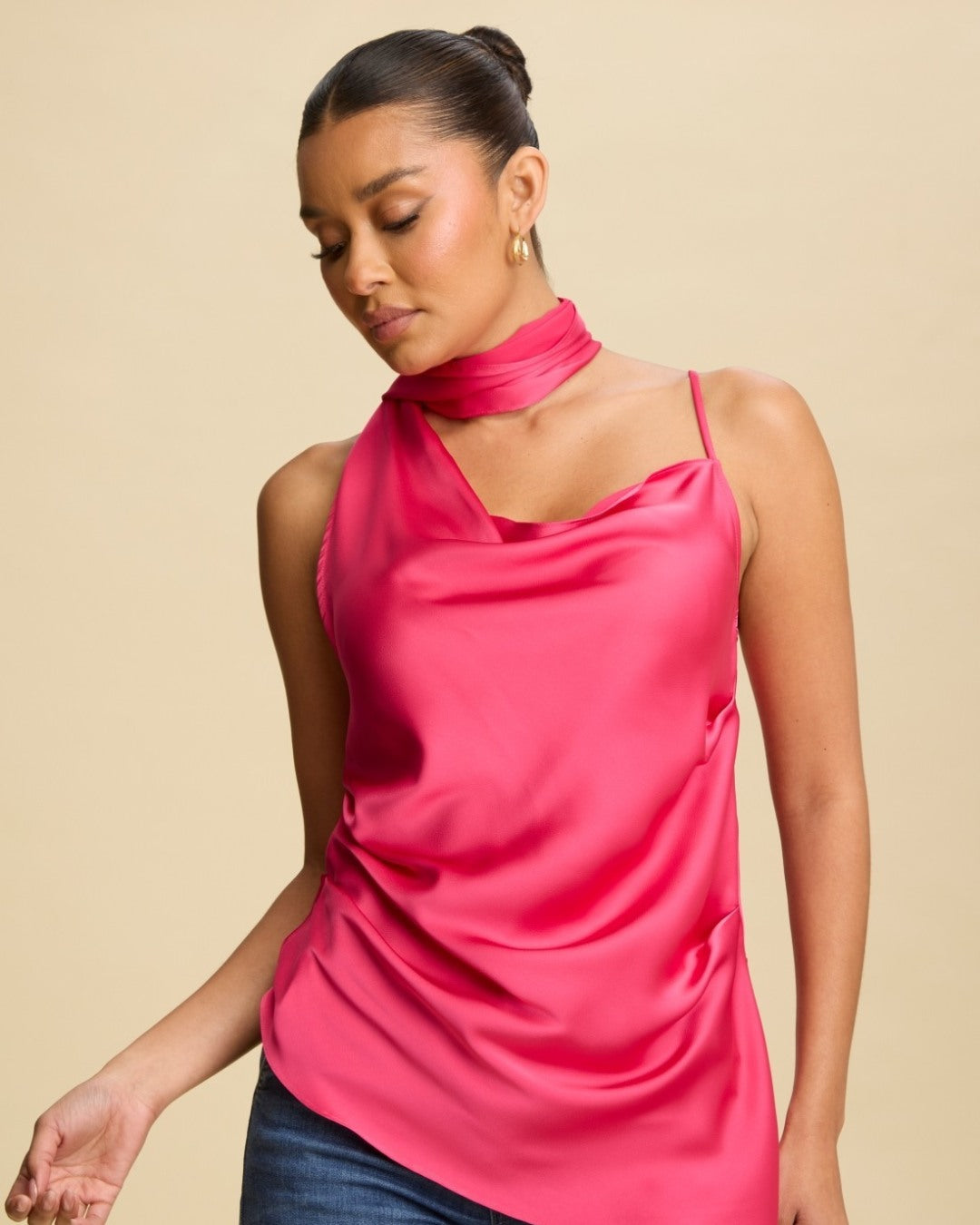 LUMIÈRE SCARF NECK TOP