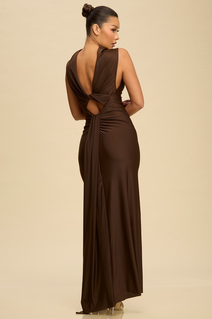ALLURE BACKLESS MAXI DRESS
